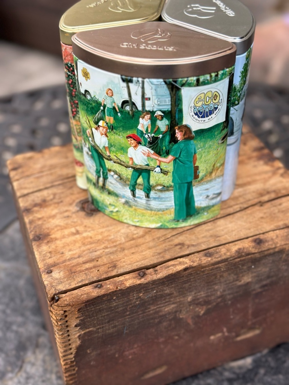 Vintage Girl Scout Tin Bundle Ashdon Farms & Juliette Gordon Low 4 Tins - Picture 4 of 14